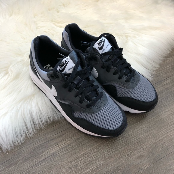 Brand New Nike Air Max 1 Black + Grey - Picture 2 of 5
